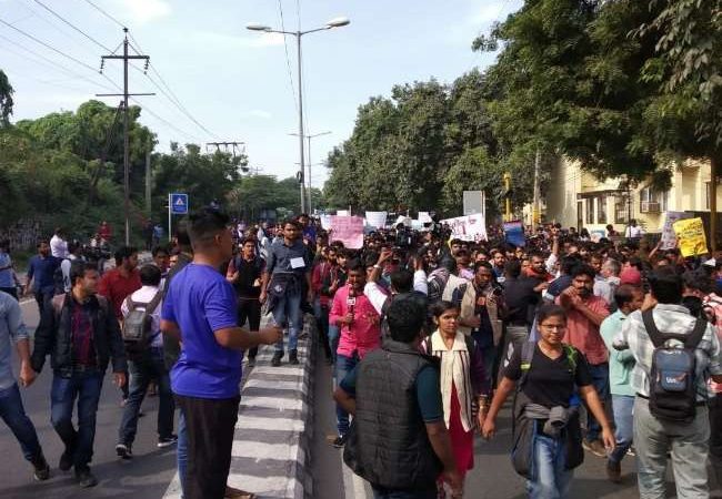 JNU Students : छात्र संघ ने कहा, जारी रहेगी हड़ताल; नहीं किया जाएगा मांगों से समझौता