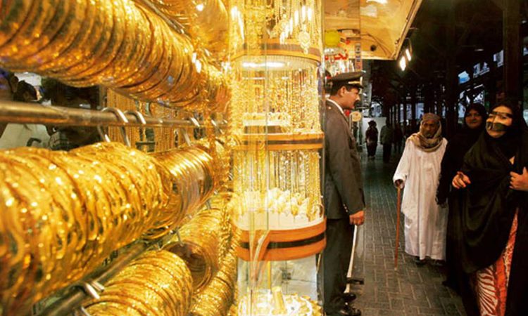 दिल्ली / 24 कैरेट सोने का भाव 332 रुपए बढ़कर 39299 रुपए पहुंचा, चांदी में 676 रु की तेजी|