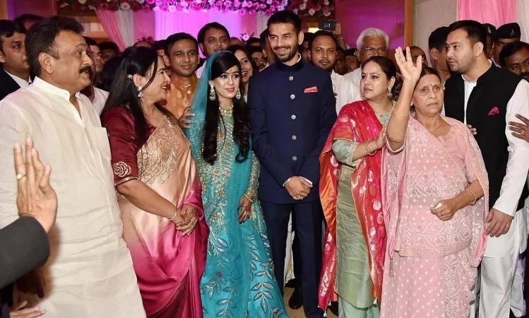 बिहार: राबड़ी ने बहू के खिलाफ दर्ज कराई काउंटर एफआईआर, लगाया प्रताड़ित करने का आरोप