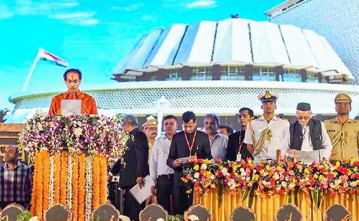 महाराष्ट्र / उद्धव सरकार का पहला कैबिनेट विस्तार आज; अजित डिप्टी सीएम बन सकते हैं, आदित्य ठाकरे समेत 36 मंत्री शपथ लेंगे |