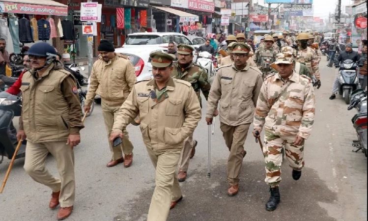 मेरठ समेत पश्चिमी उत्तर प्रदेश में आज हाई अलर्ट, कई जिलों में कल तक स्कूलों की छुट्टी |