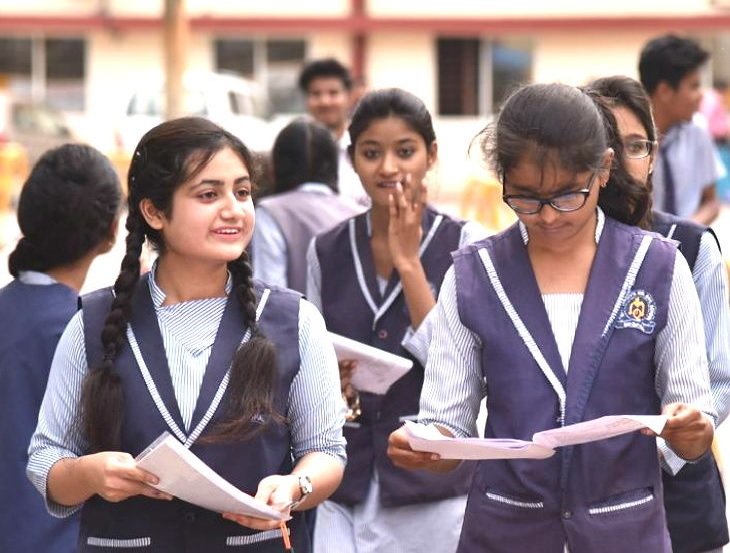12वीं की प्रैक्टिकल परीक्षा में बैठने वाले बच्चाें की फोटो सीबीएसई के पोर्टल पर करनी हाेगी अपलाेड |
