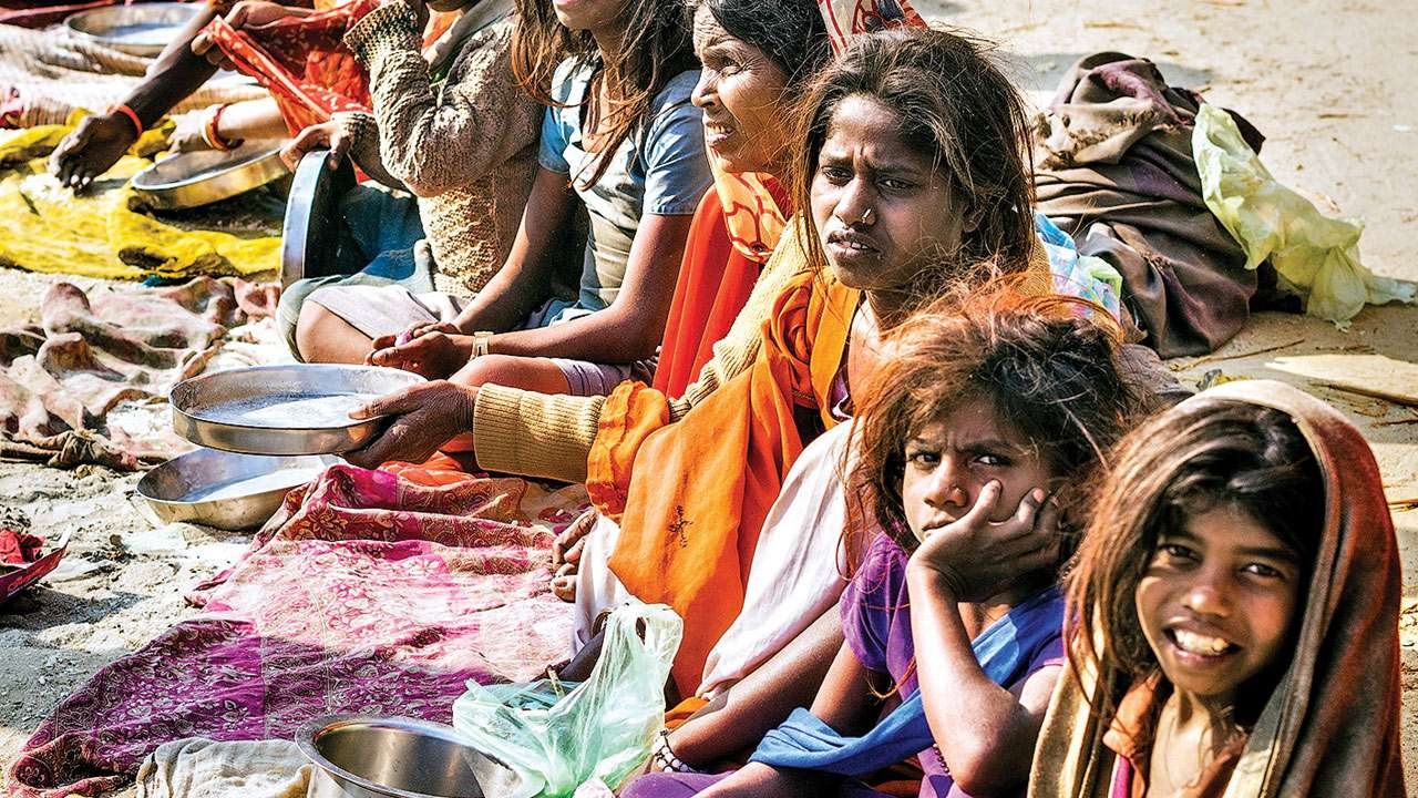 गुजरात सरकार ने भीख मांगने पर लगाया प्रतिबंध, उल्‍लंघन करने पर सीधा जेल