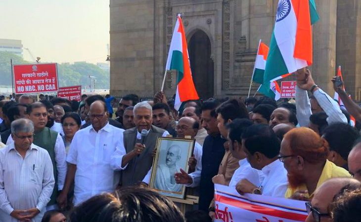 सीएए और एनआरसी के विरोध में गांधी यात्रा शुरू, यशवंत सिन्हा ने कहा- गांधी की दोबारा हत्या नहीं होने देंगे