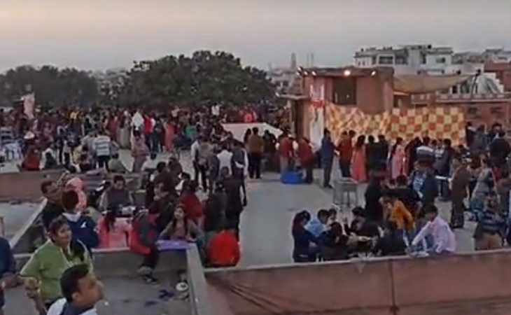 राजस्थान में सुबह से ही पतंगबाजी परवान पर, युवाओं की टोलियां छतों पर पहुंची