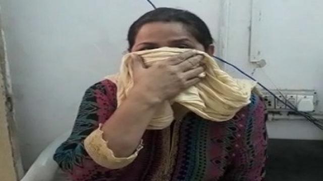 बेटे की हुई की ‘पिटाई’ तो मां ने उगली सच्चाई, गुप्तांग में छिपाया था 22 लाख का सोना