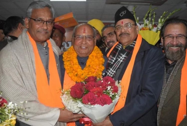 उत्तराखंडः उम्र दराज भगत को जवान टीम की दरकार, मिल सकती है अनुभवी और युवा नेताओं को एंट्री