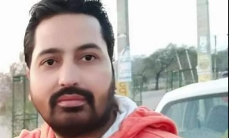 बिजली निगम के ठेकेदार की नृशंस हत्या , खून से लथपथ सिरकटा शव मिला