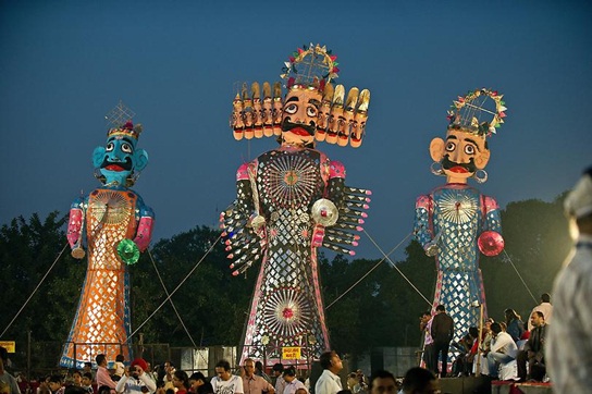 Dussehra 2020: कोरोना काल में नहीं मनेगा भव्य दशहरा, पुतले बनाने वाले मजदूरों पर रोजी का संकट