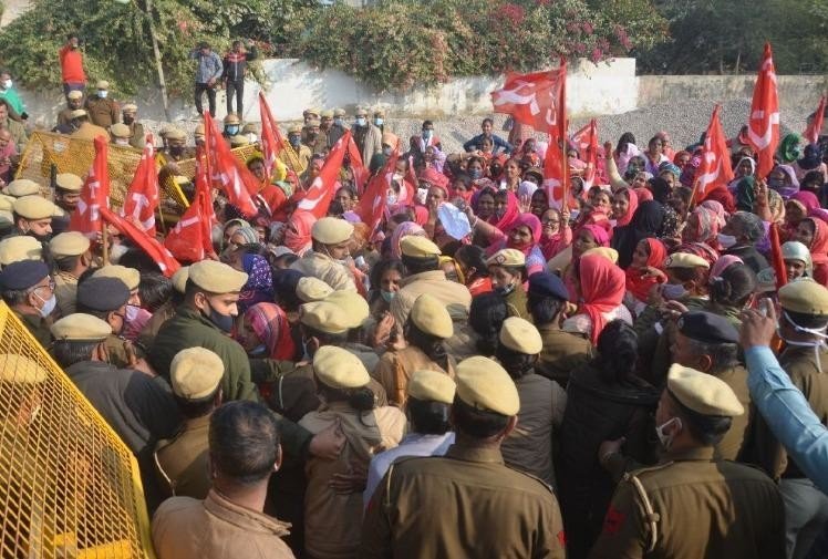 थाना प्रभारी सहित तीन सस्पेंड, पुलिसकर्मी से बोले- नौकरी खा जाऊंगा तेरी मैं, अनिल विज नाम है मेरा…