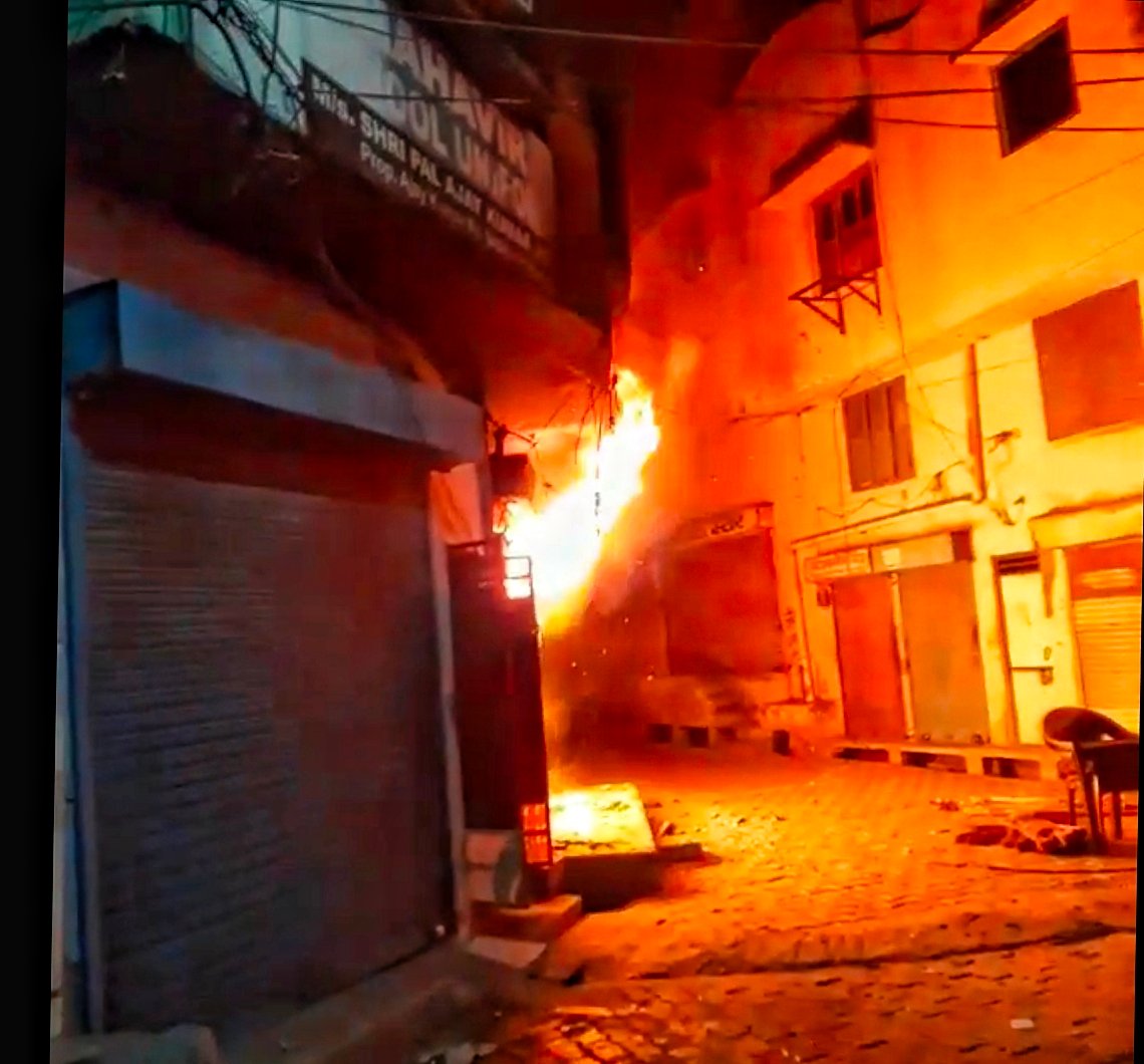 अम्बाला मे बंद घर मे लगी आग