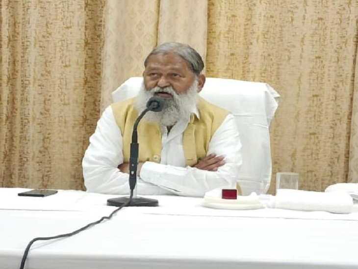 अम्बाला : गृहमंत्री अनिल वीज ने लगाया जनता दरबार –