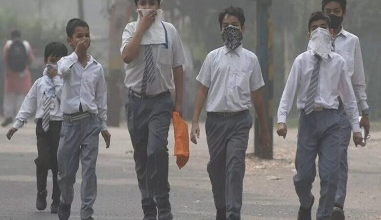 दिल्ली में प्रदूषण देखते हुए  9 से 18 नवंबर तक स्कूलों में सर्दी की छुट्टी –